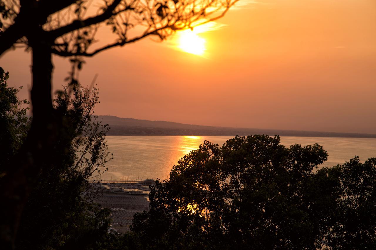 Bahita - Betty'S B&B Gabicce Mare Exteriér fotografie